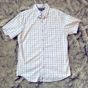 Banana Republic Men’s Short Sleeve Button Up